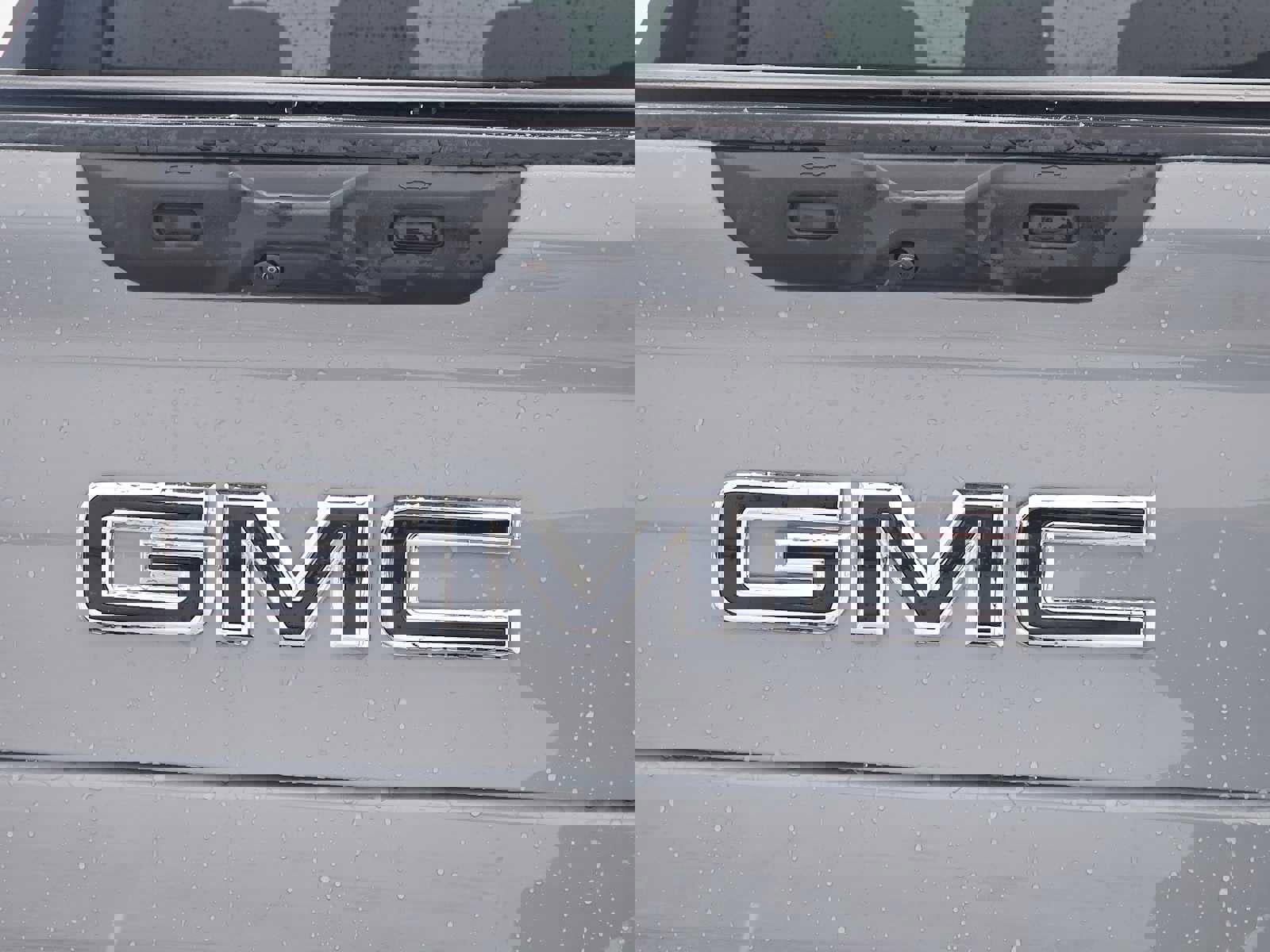 New 2024 GMC Sierra EV Denali image 18