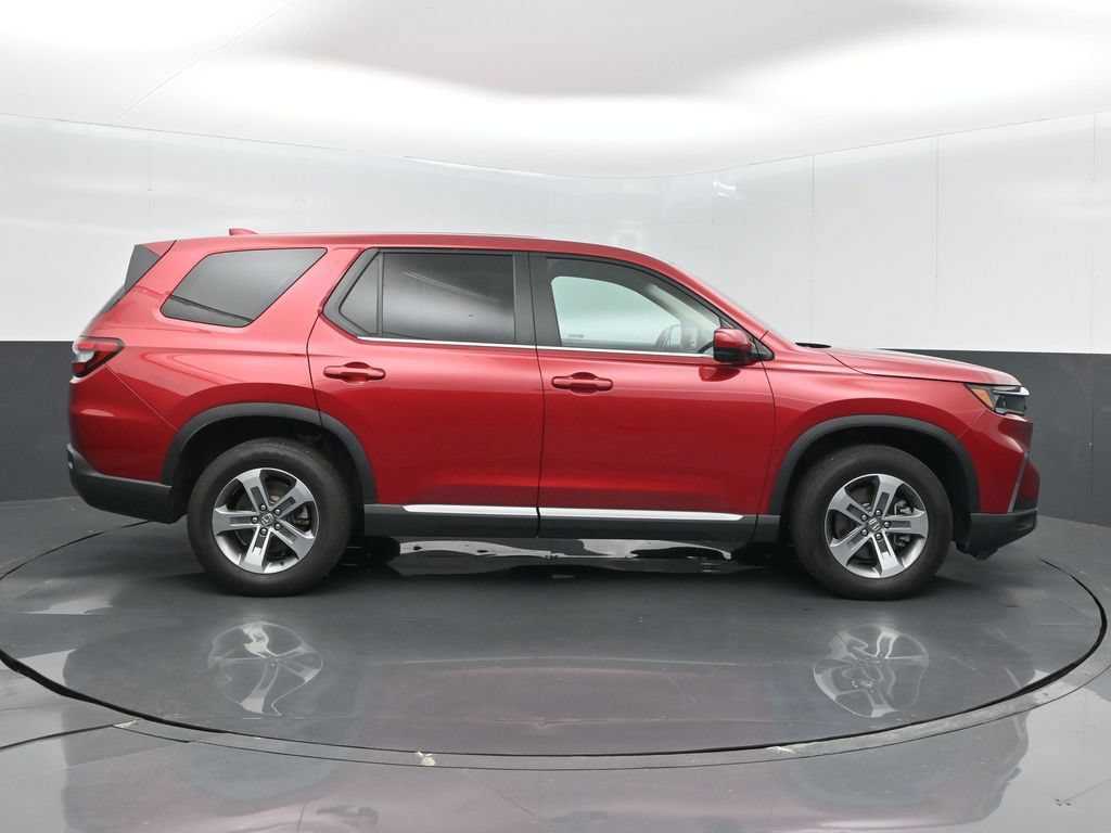Used 2025 Honda Pilot EX-L image 5