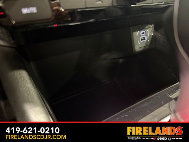 New 2026 Jeep Compass Latitude image 14