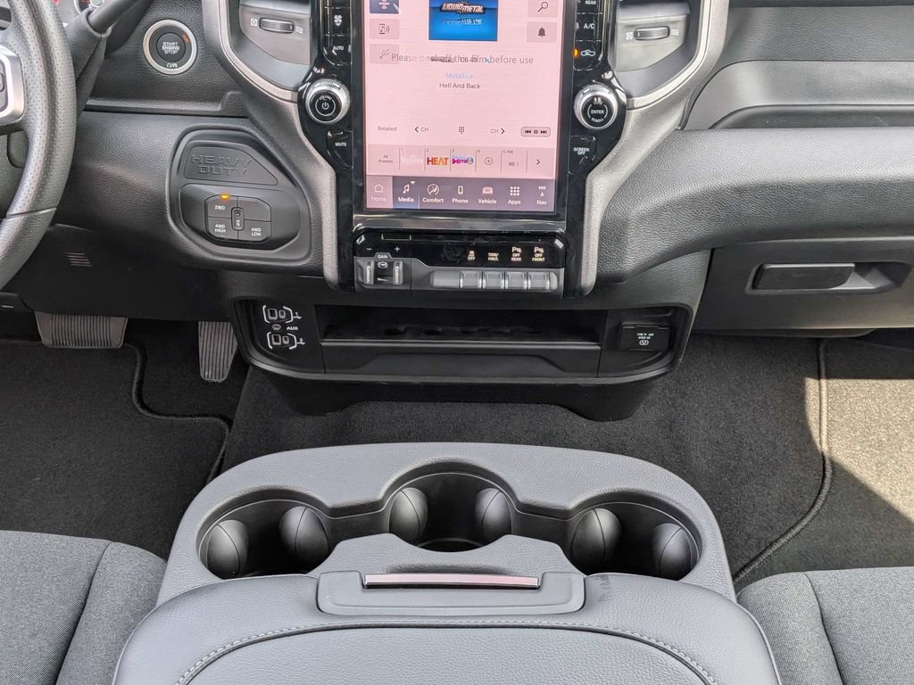 New 2026 RAM 2500 Tradesman AWD/4WD image 18