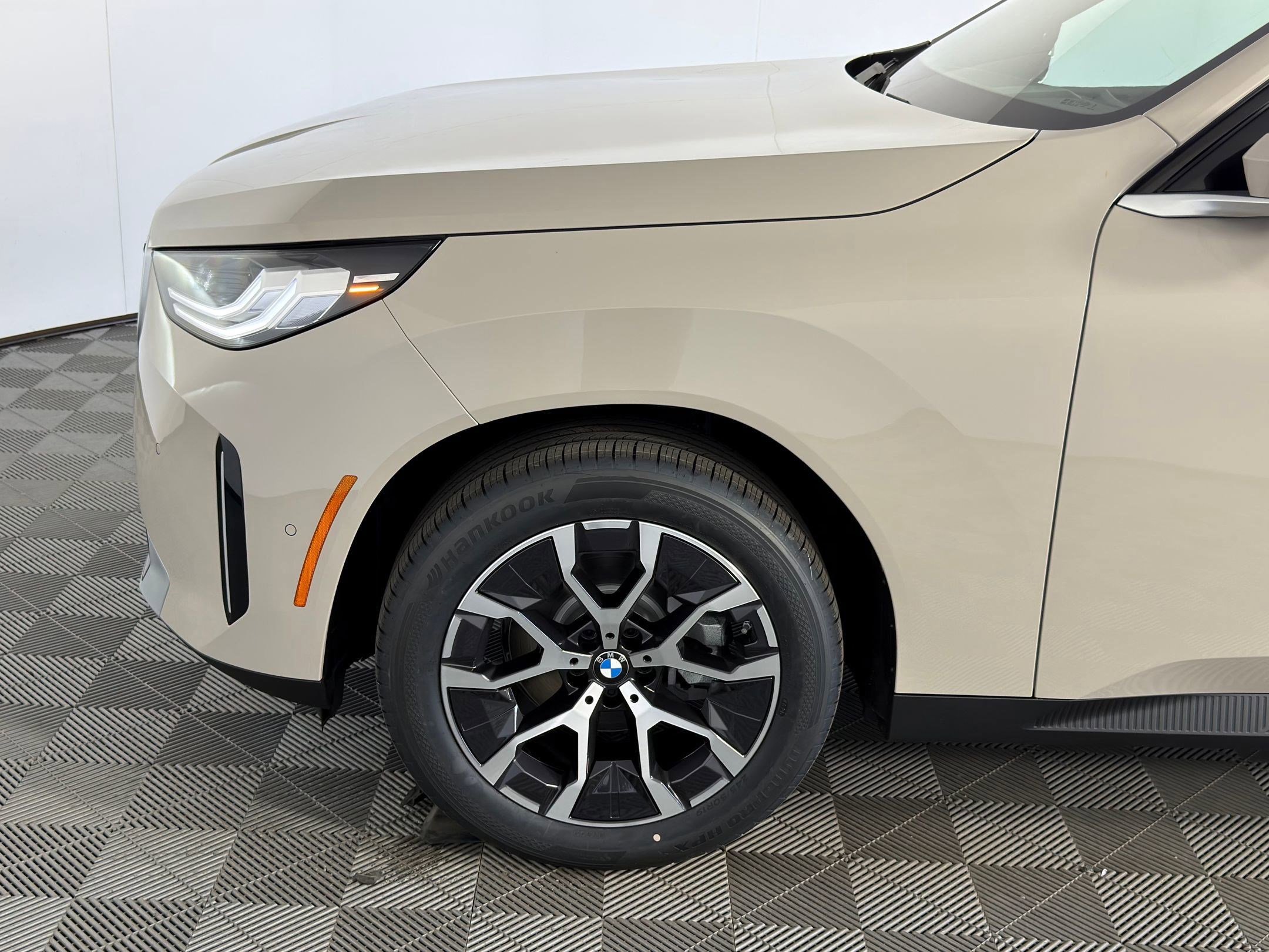 Used 2026 BMW X3 xDrive30 w/ Convenience Package image 9