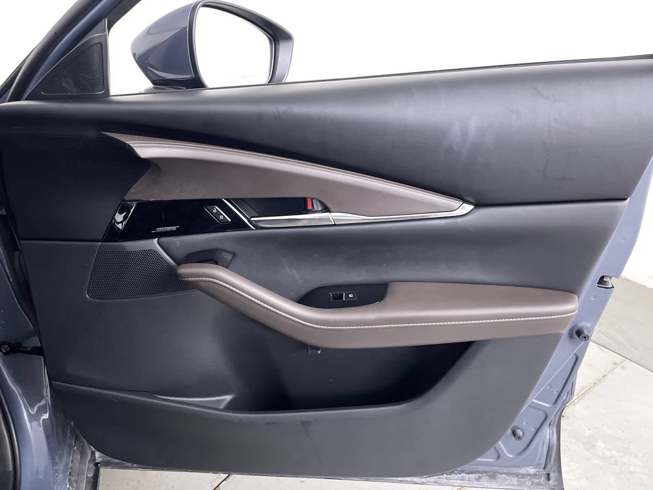Used 2020 MAZDA CX-30 AWD w/ Premium Package image 23