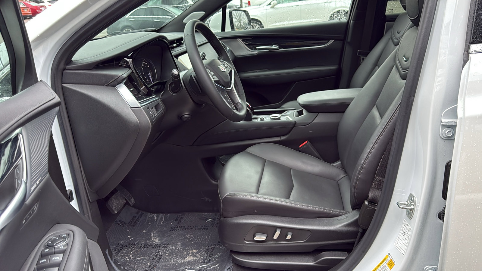 Certified 2025 Cadillac XT5 Premium Luxury image 8