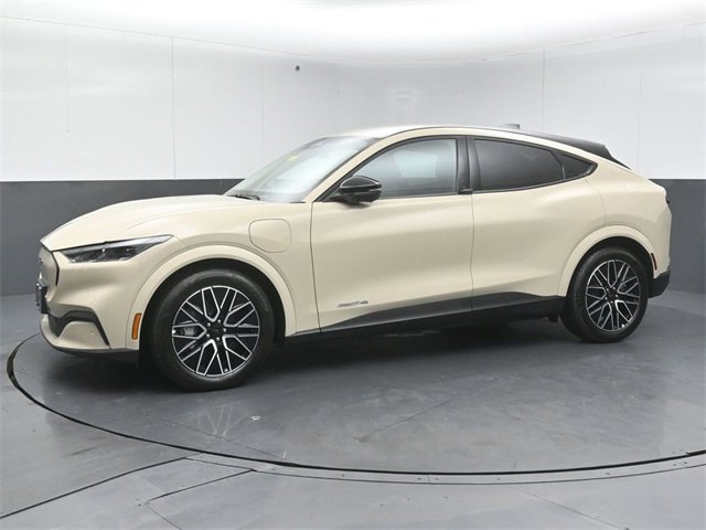 Used 2025 Ford Mustang Mach-E Premium image 4