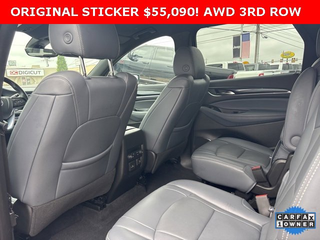 Used 2024 Buick Enclave Premium image 11