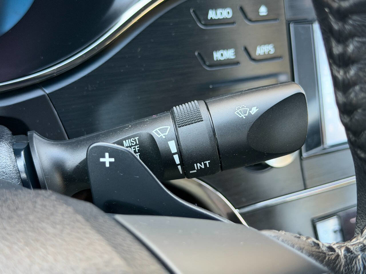 Used 2015 Toyota Avalon XLE image 37