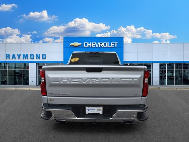 Certified 2020 Chevrolet Silverado 1500 LTZ w/ LTZ Premium Package AWD/4WD image 4
