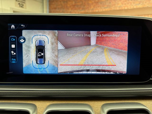 Used 2025 Mercedes-Benz GLS 450 4MATIC image 21