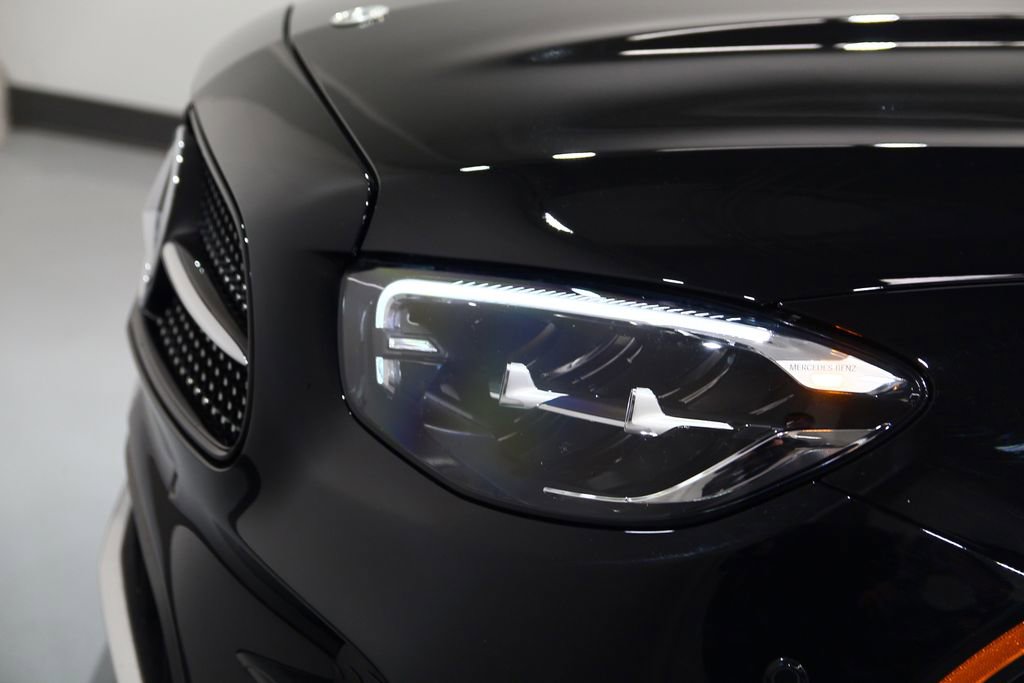 Certified 2022 Mercedes-Benz E 350 4MATIC Sedan image 17