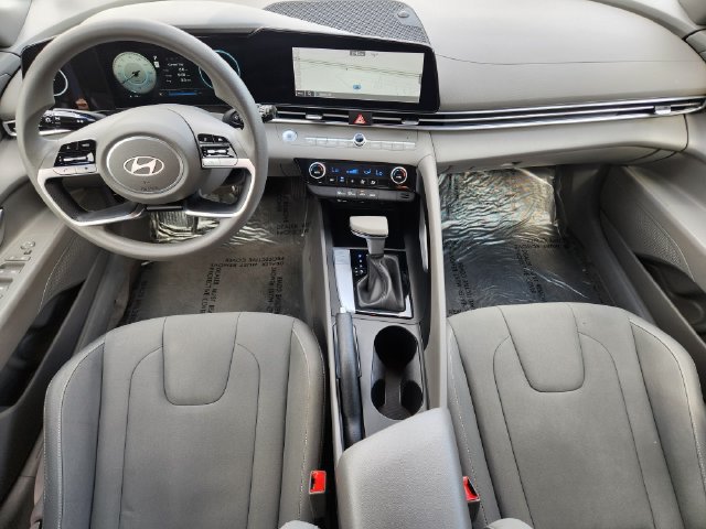 Used 2024 Hyundai Elantra SEL FWD image 26