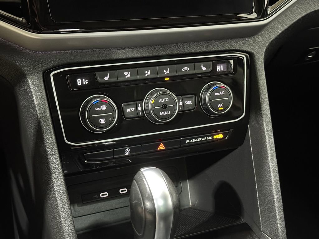 Used 2021 Volkswagen Atlas SEL R-Line image 14