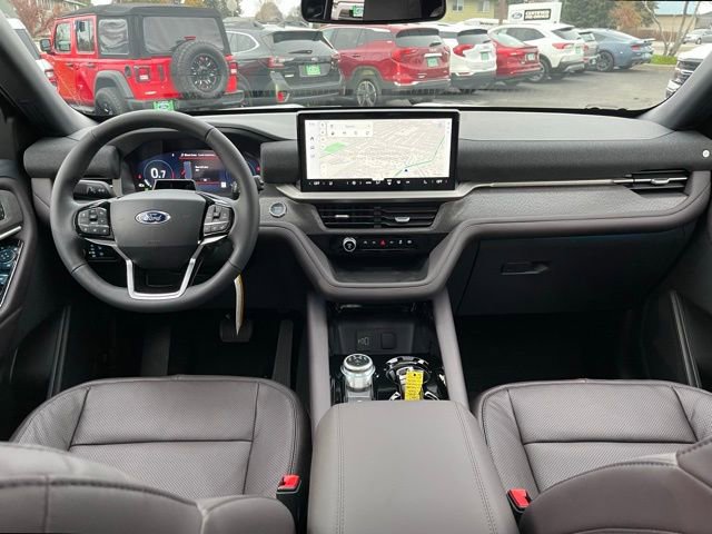 New 2026 Ford Explorer Platinum w/ LUX Leather Package image 7