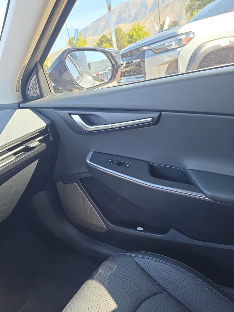 Used 2023 Kia EV6 Wind AWD/4WD image 21