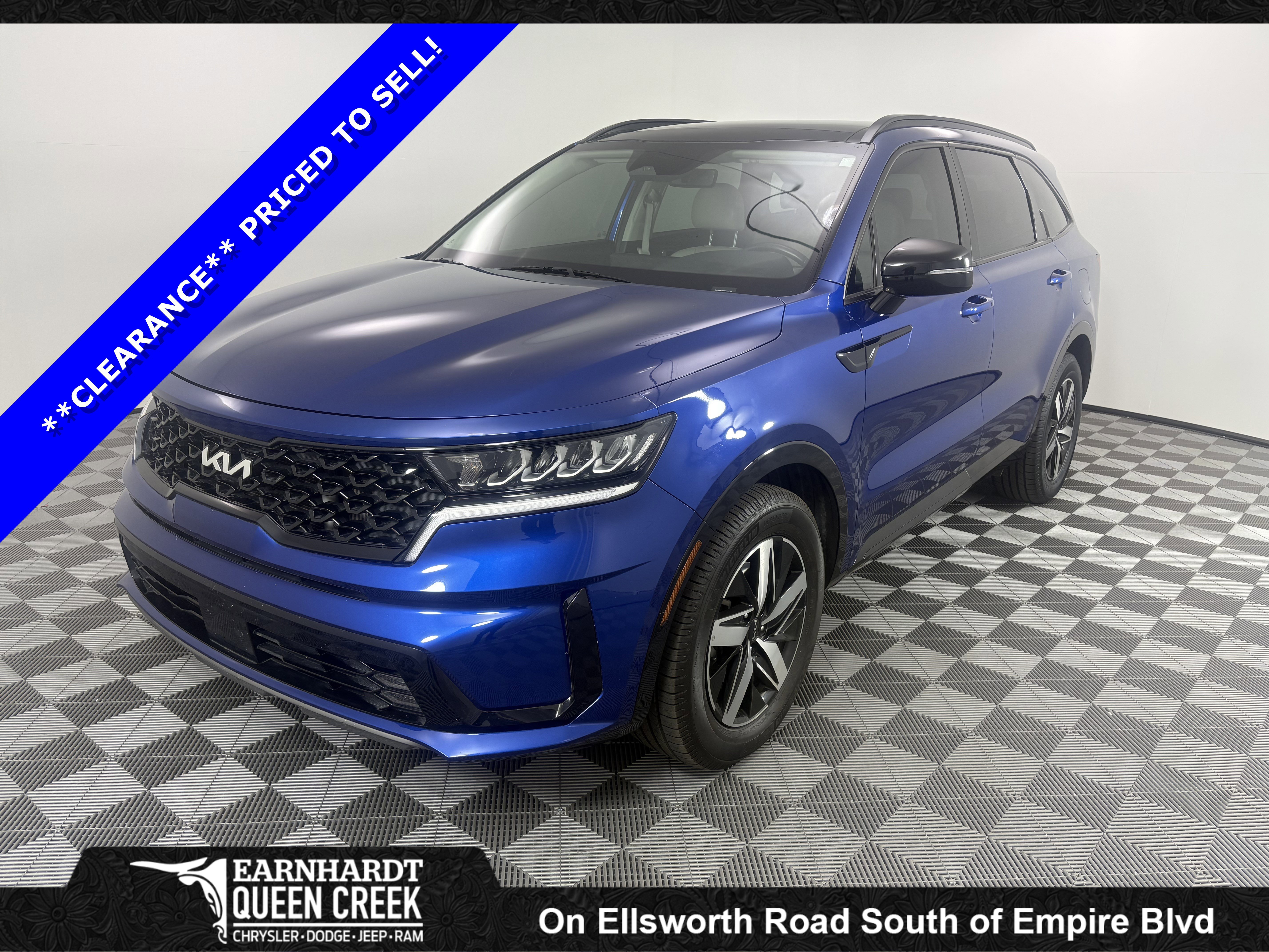 Used 2023 Kia Sorento EX w/ Panoramic Sunroof Package