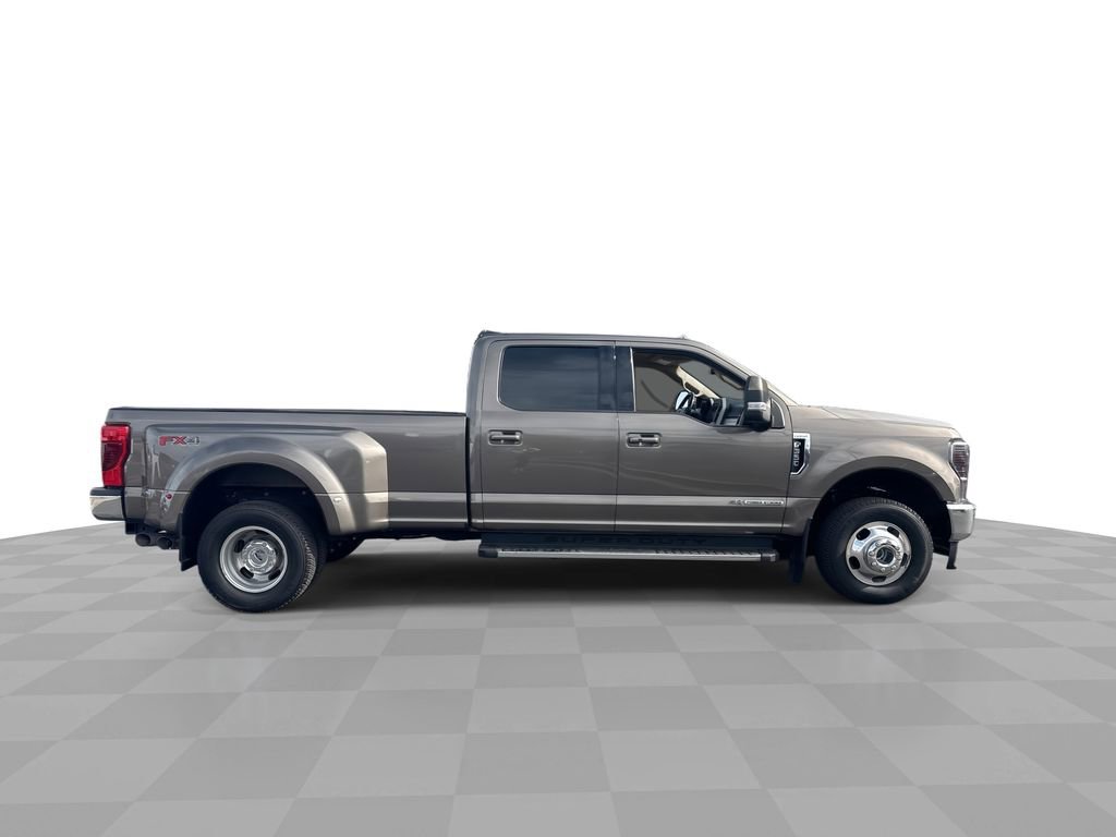 Used 2022 Ford F350 Lariat w/ Lariat Ultimate Package image 3