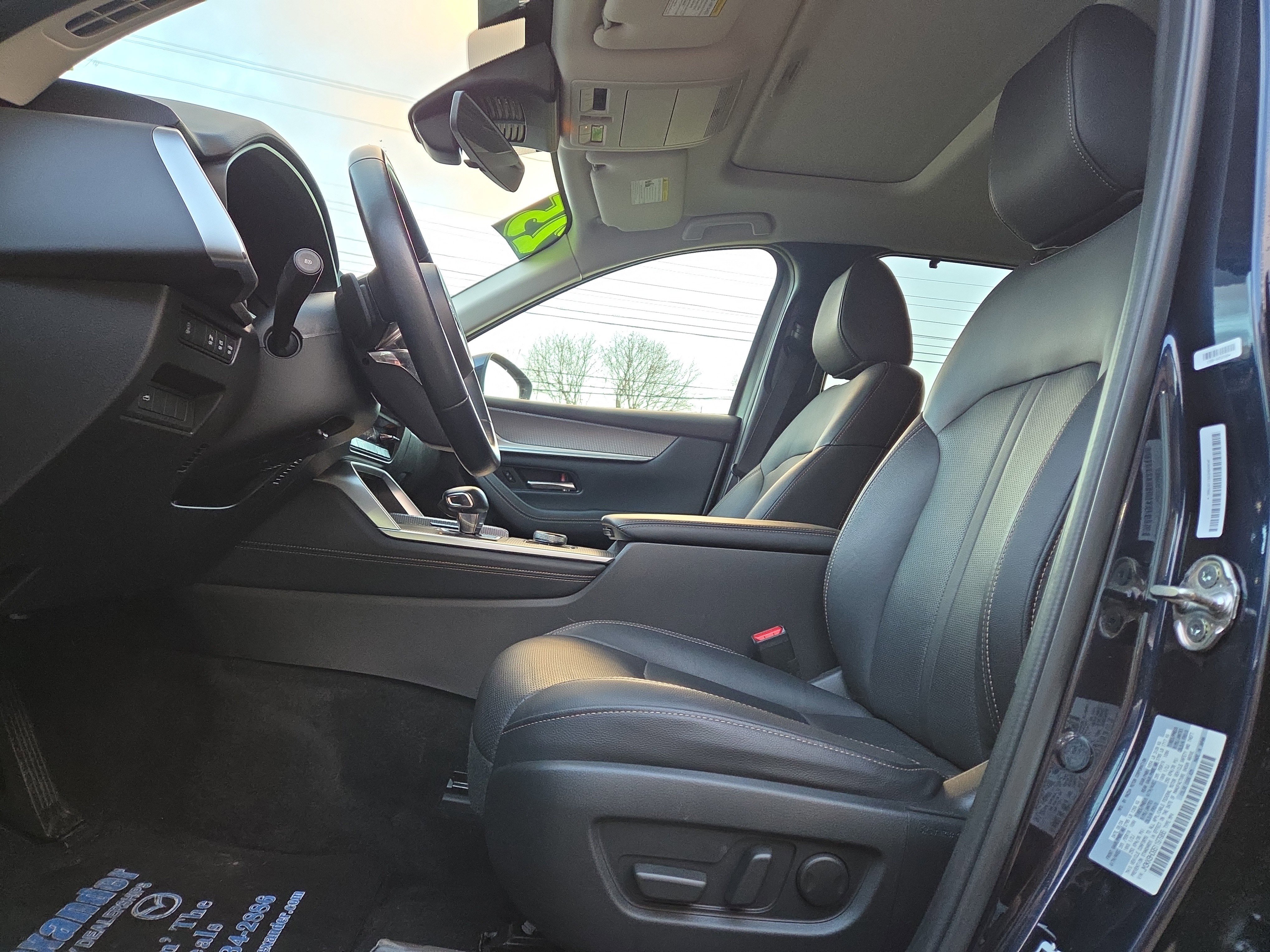 Used 2025 MAZDA CX-90 3.3 Turbo w/ Preferred Package image 12