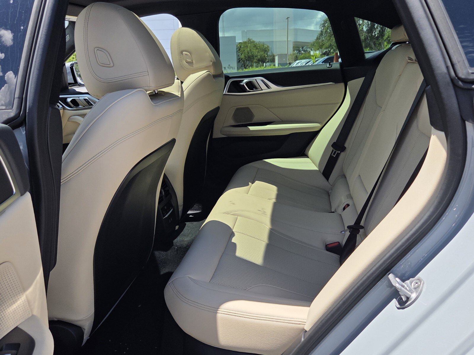 New 2026 BMW 430i w/ M Sport Package RWD image 11