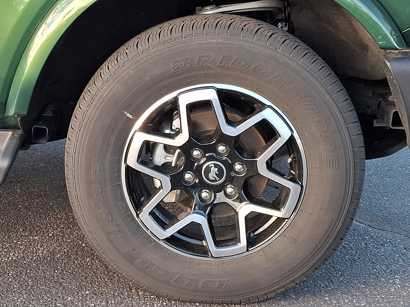 Used 2025 Ford Bronco Outer Banks image 7