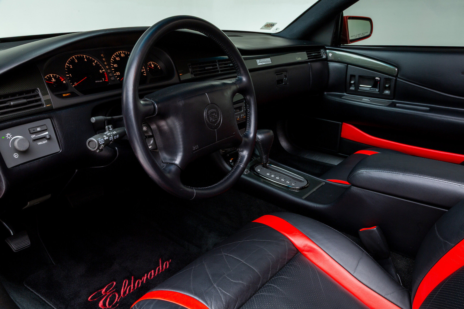 Used 2002 Cadillac Eldorado Collector's Edition image 8