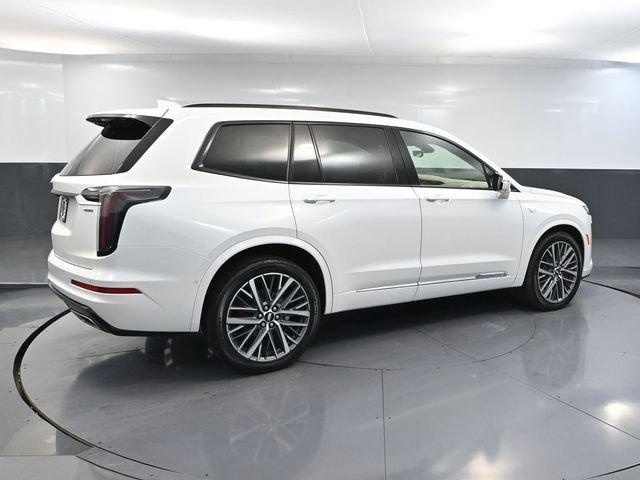 Used 2024 Cadillac XT6 Sport w/ Platinum Package image 4