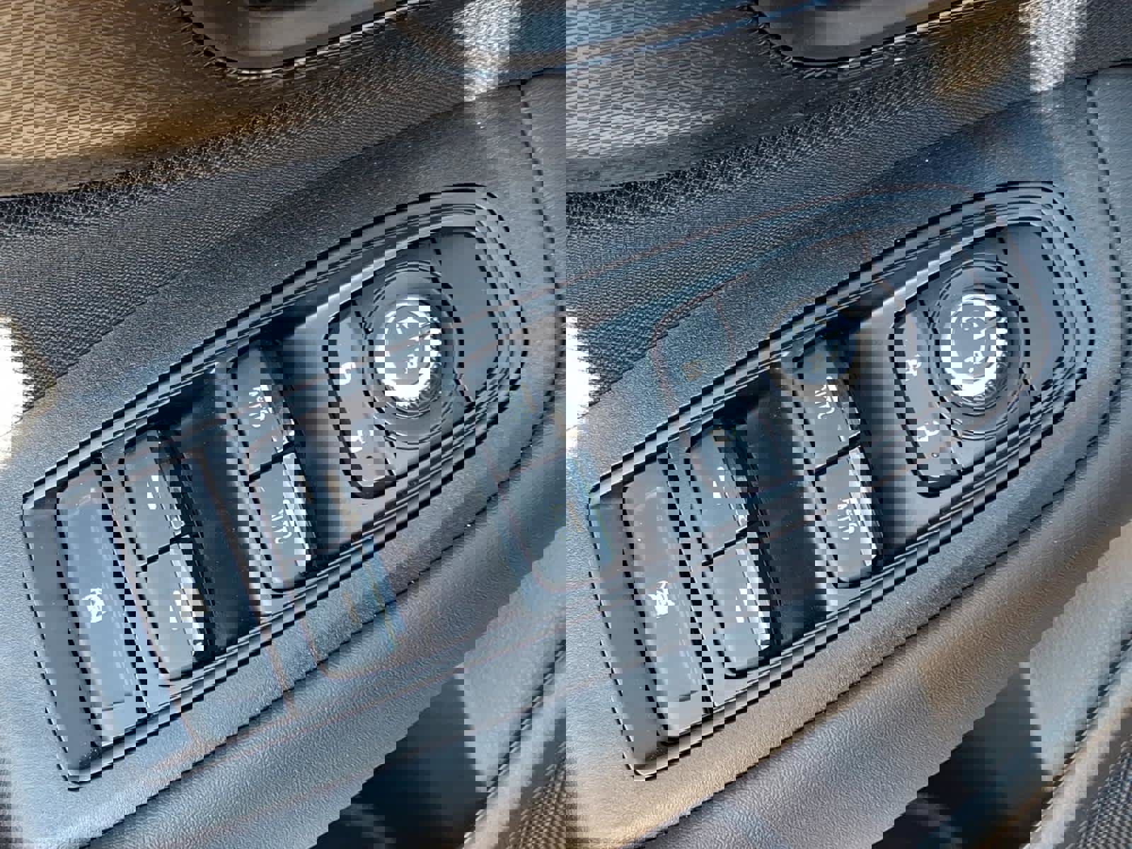 Certified 2025 Subaru Outback Premium w/ Popular Package #1A image 22