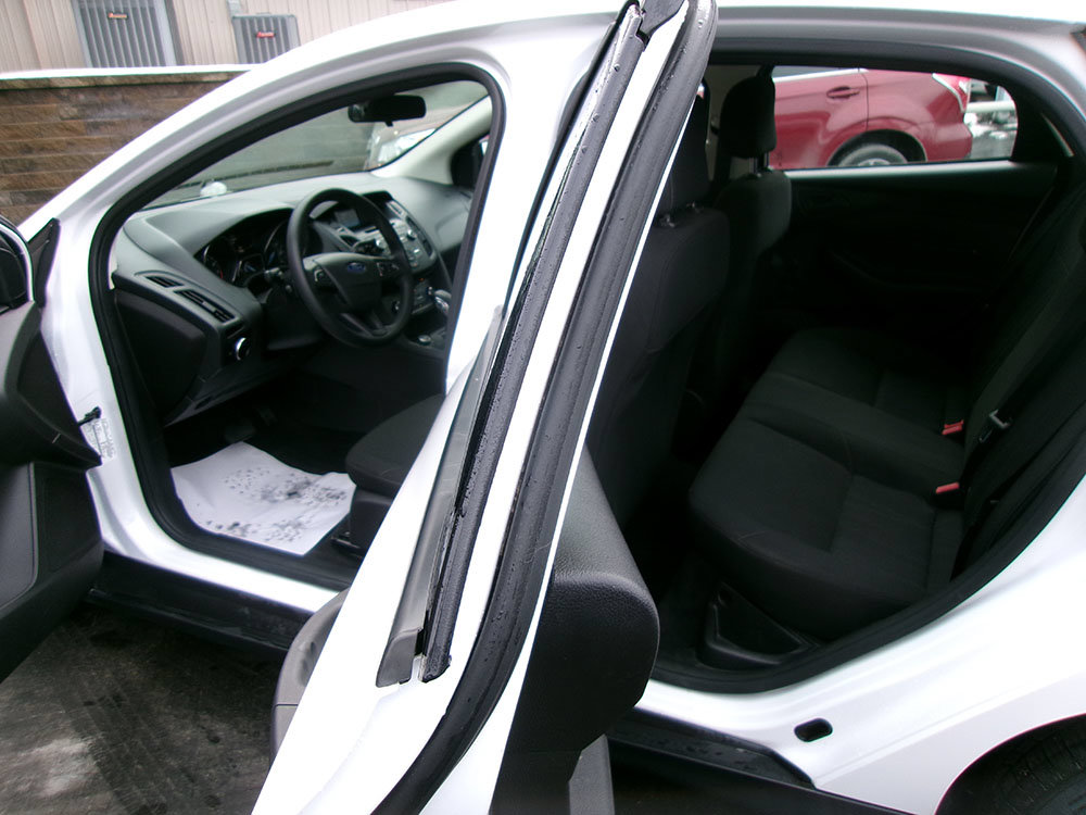 Used 2016 Ford Focus S FWD image 12