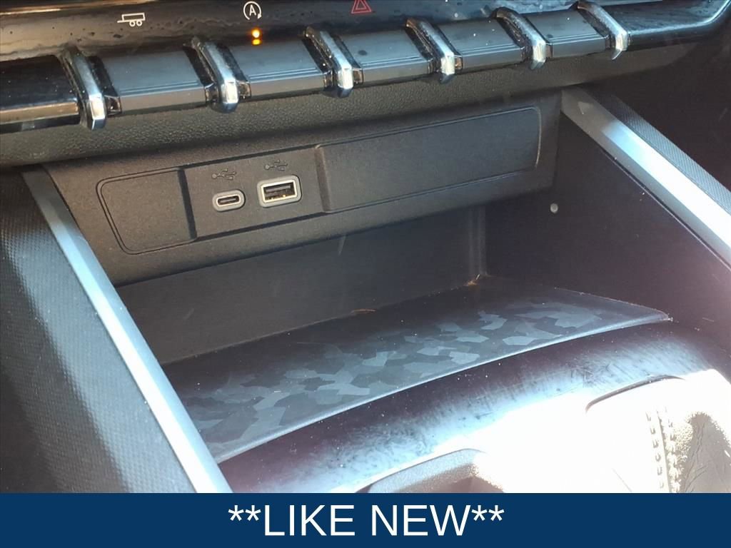 Used 2024 Chevrolet Colorado LT w/ LT Convenience Package image 6