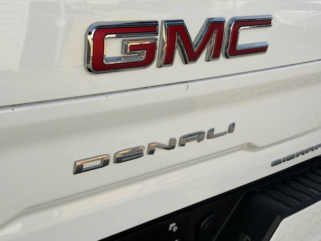 Certified 2025 GMC Sierra 2500 Denali w/ Denali Reserve Package AWD/4WD image 10