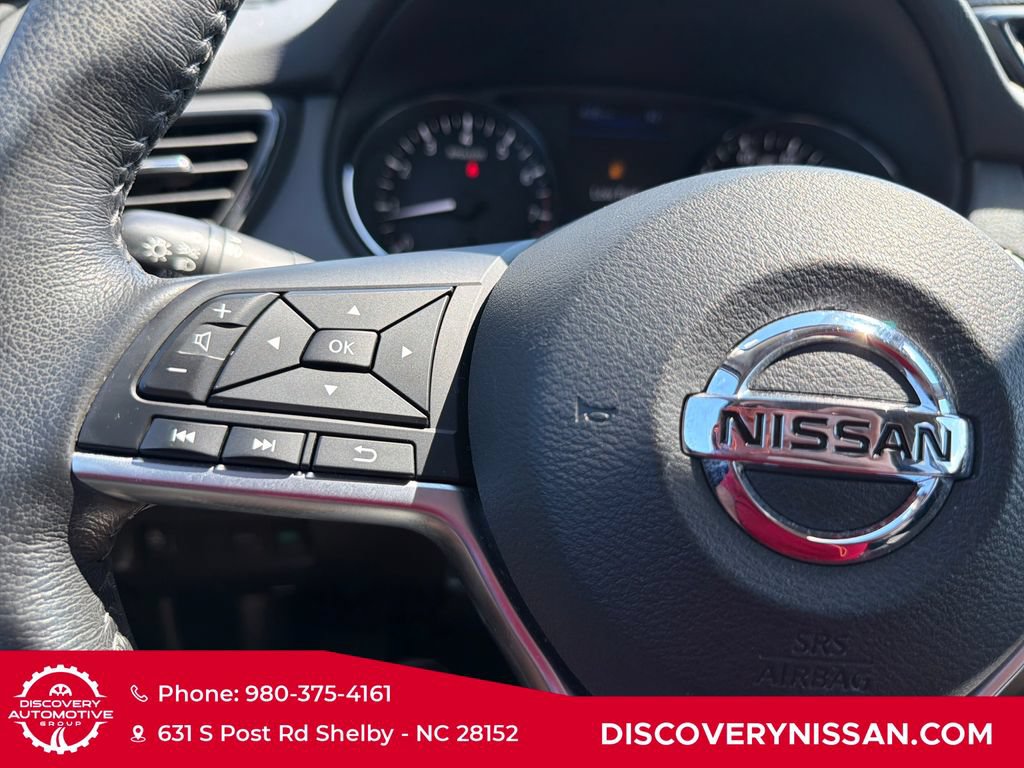 Certified 2019 Nissan Rogue SV w/ Premium Package FWD image 23