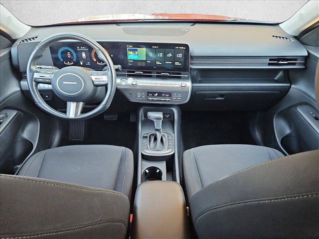 Used 2025 Hyundai Kona SEL FWD image 17