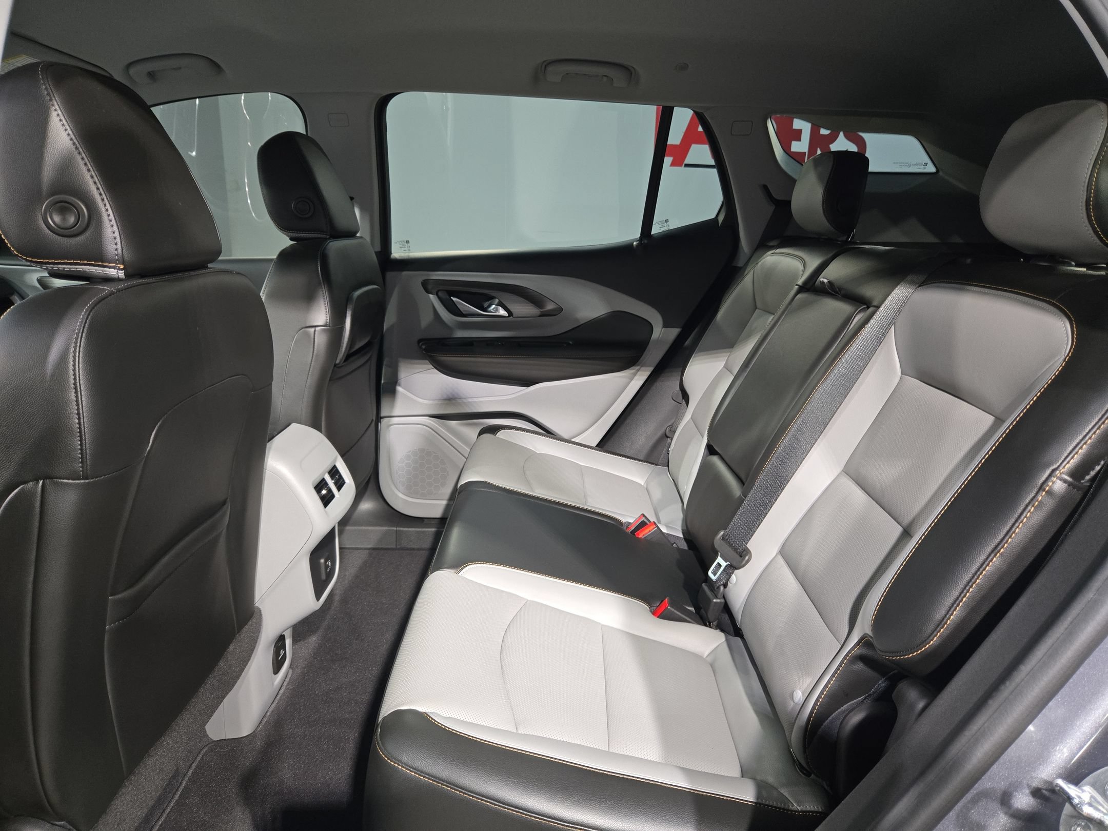 Used 2020 GMC Terrain SLT w/ Preferred Package FWD image 35
