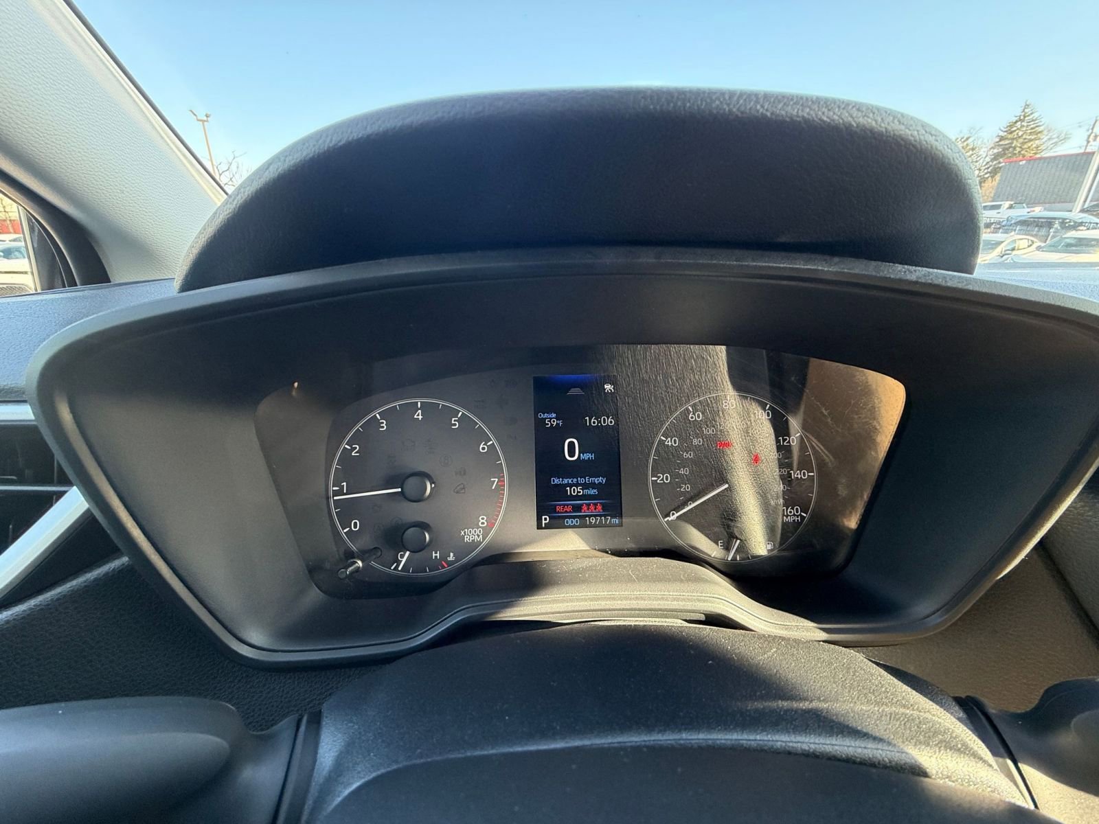 Used 2025 Toyota Corolla LE image 42