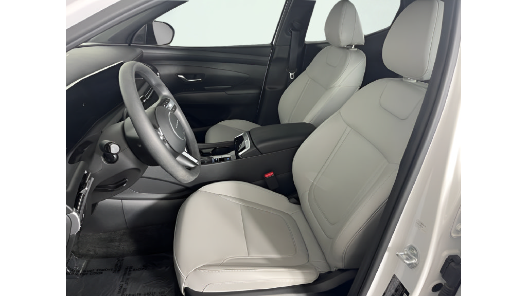 Used 2025 Hyundai Santa Cruz SEL FWD image 10