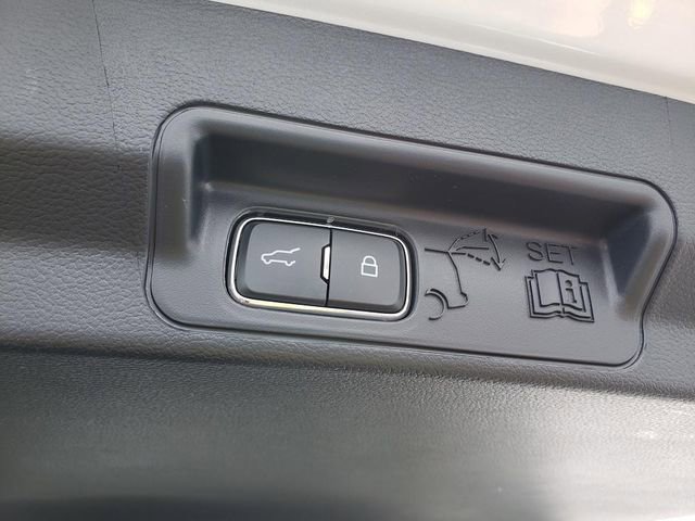 New 2026 Ford Explorer Active image 9