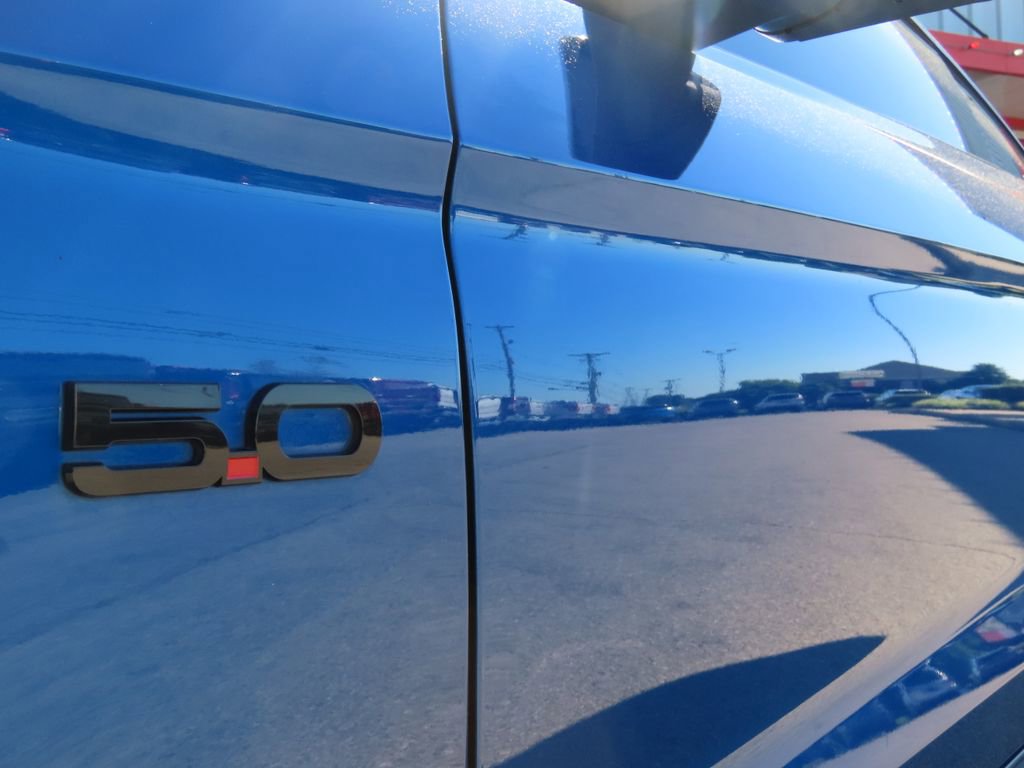 Used 2017 Ford Mustang GT RWD image 16