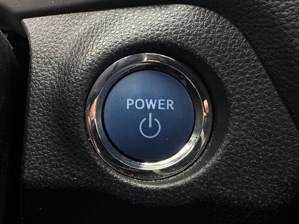 Used 2019 Toyota RAV4 XSE AWD/4WD image 28