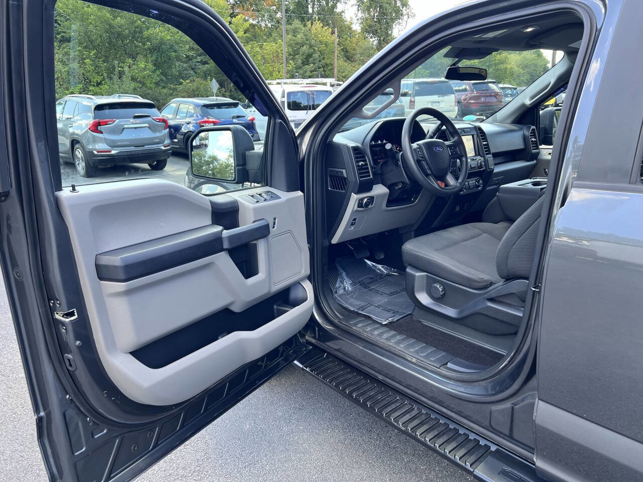 Used 2019 Ford F150 XL w/ Equipment Group 101A Mid image 9