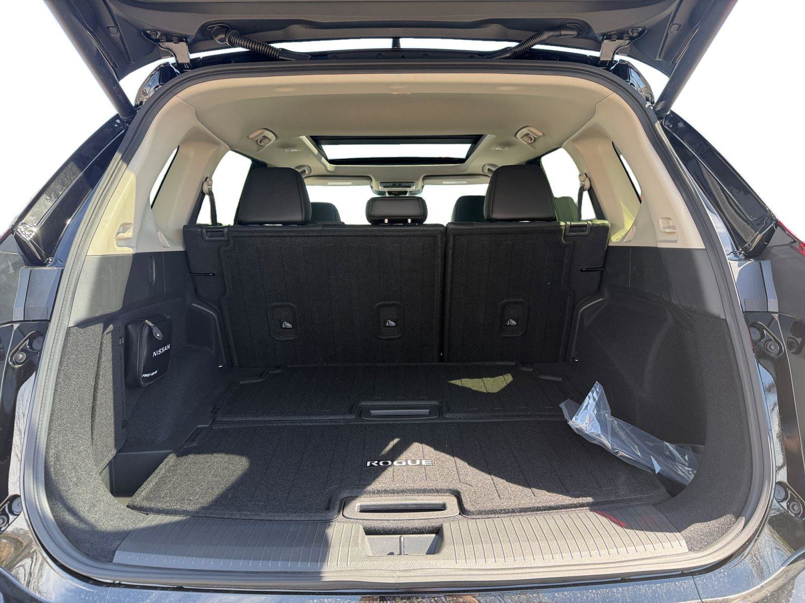 New 2026 Nissan Rogue Platinum AWD/4WD image 23