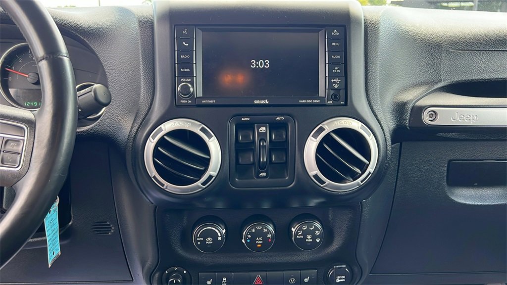 Used 2014 Jeep Wrangler Unlimited Rubicon w/ Dual Top Group image 21