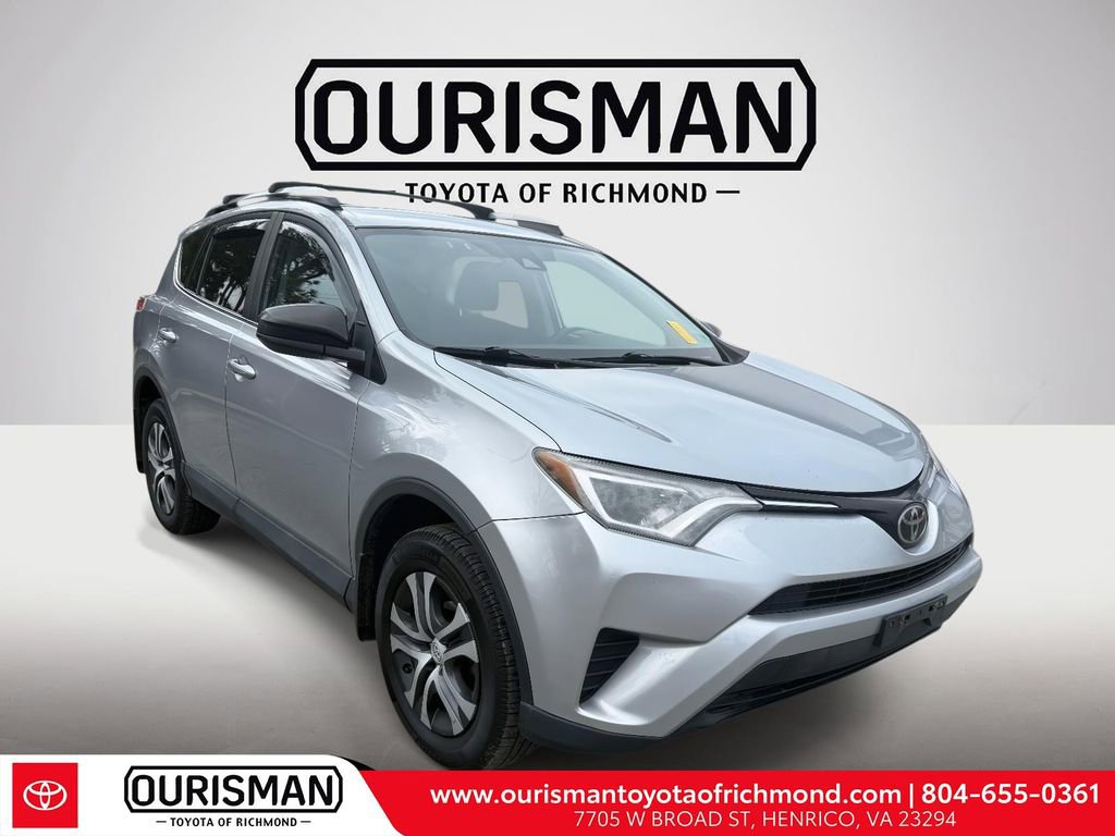 Used 2025 Toyota Corolla Cross XLE w/ Convenience Package image 1