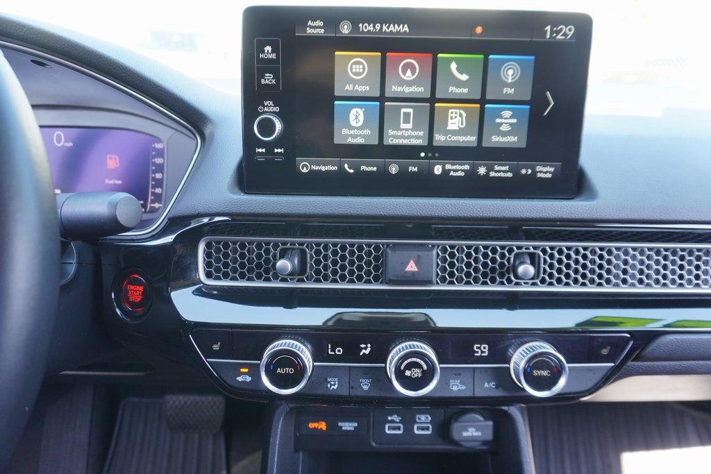 Used 2022 Honda Civic Touring image 13