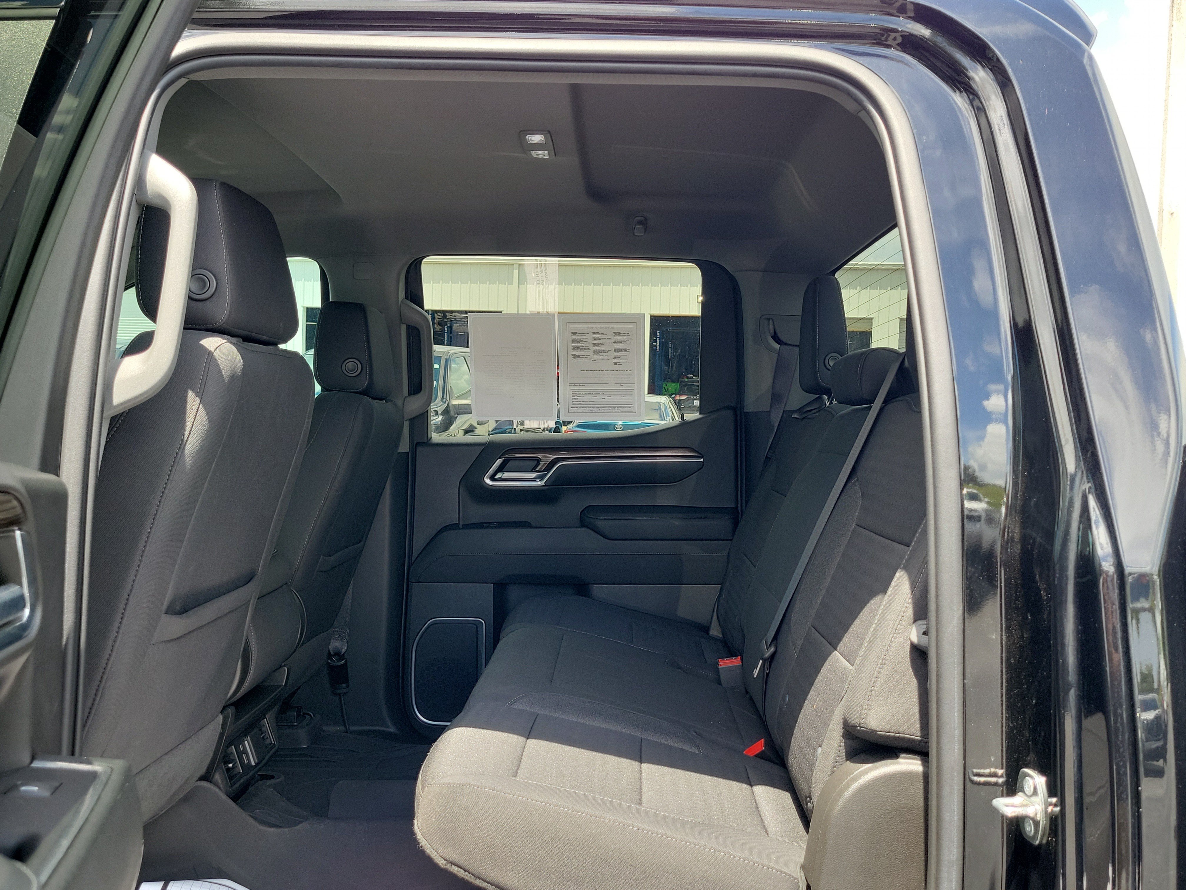 Used 2023 Chevrolet Silverado 1500 LT w/ Protection Package RWD image 10