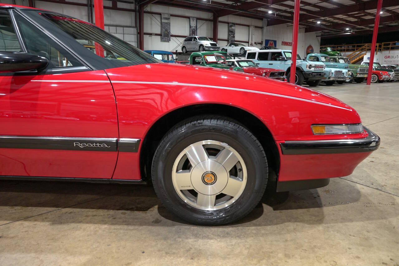 Used 1988 Buick Reatta Coupe FWD image 11