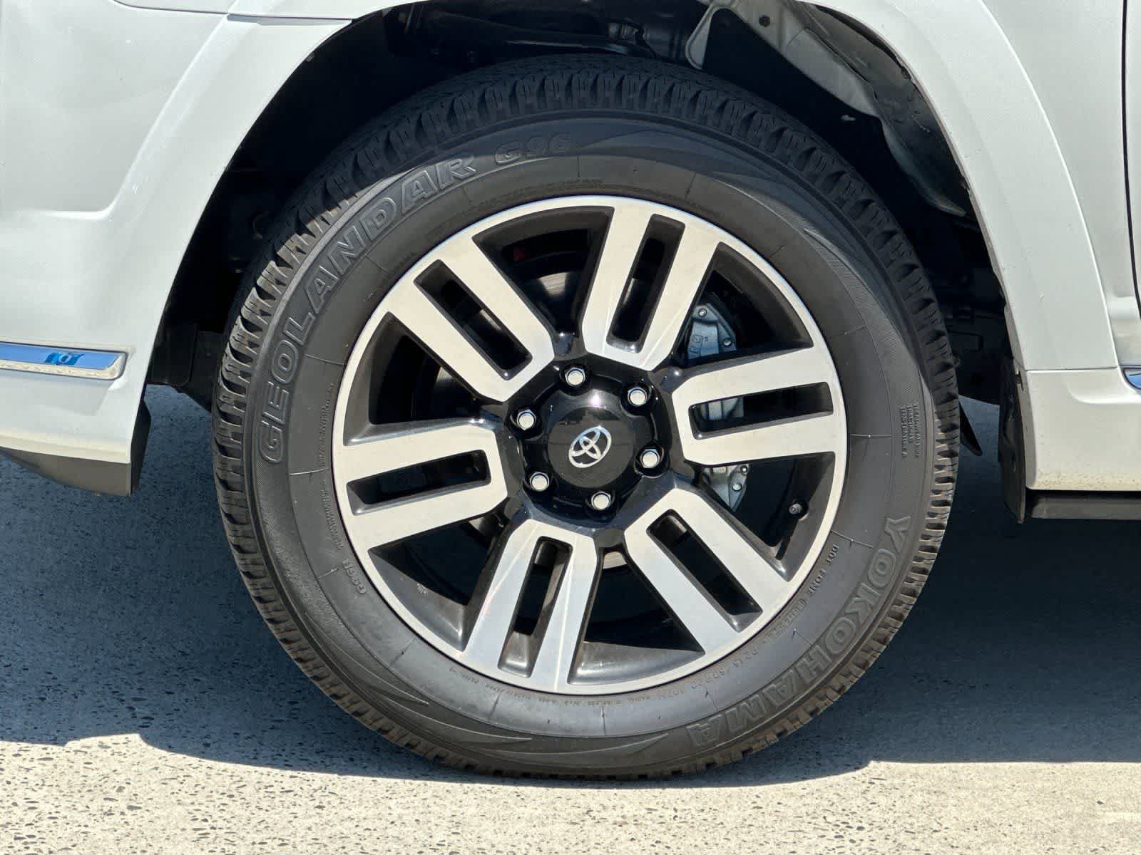 Used 2023 Toyota 4Runner Limited AWD/4WD image 27