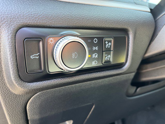 Used 2023 Ford Explorer XLT w/ Equipment Group 202A image 14