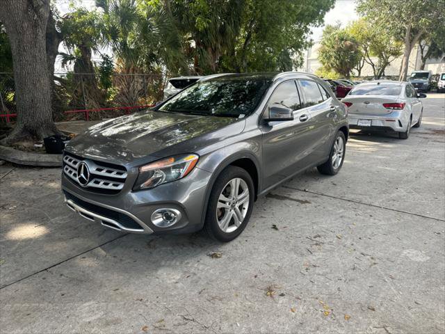Used 2018 Mercedes-Benz GLA 250 4MATIC image 2
