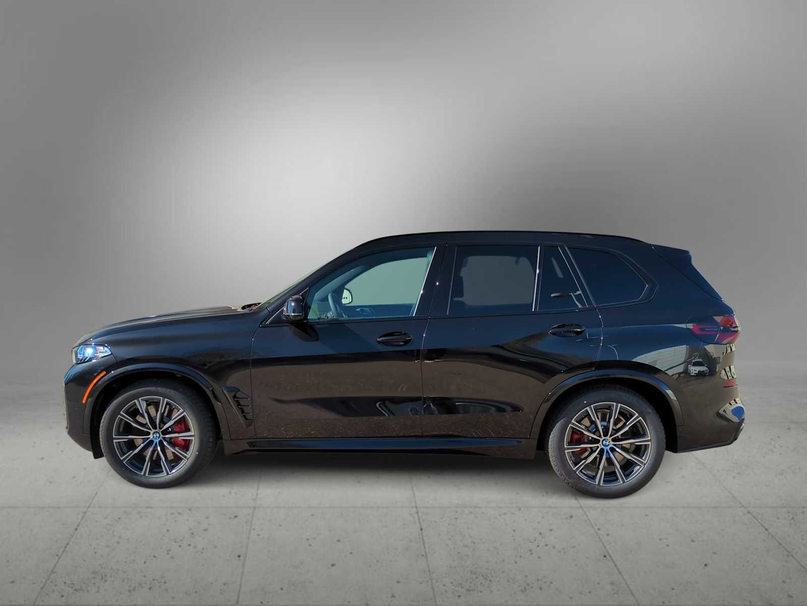 New 2026 BMW X5 M60i image 5
