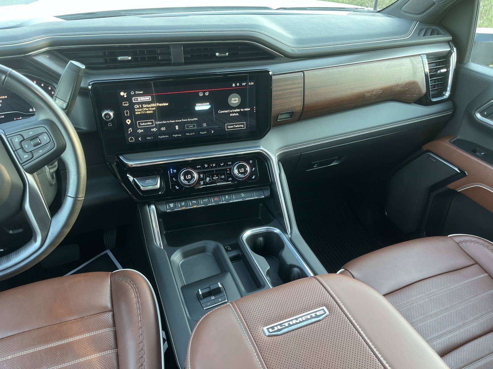 Used 2024 GMC Sierra 2500 Denali Ultimate AWD/4WD image 14