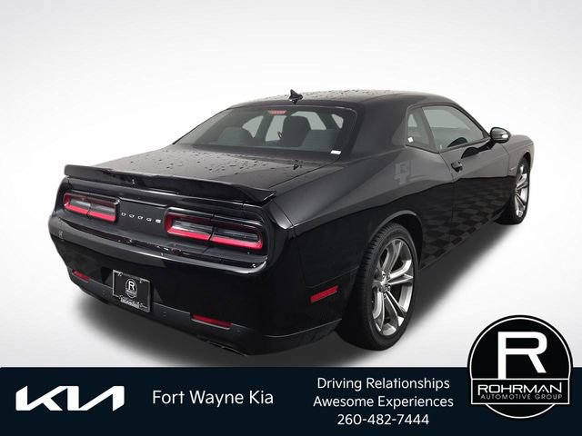 Used 2022 Dodge Challenger R/T RWD image 7