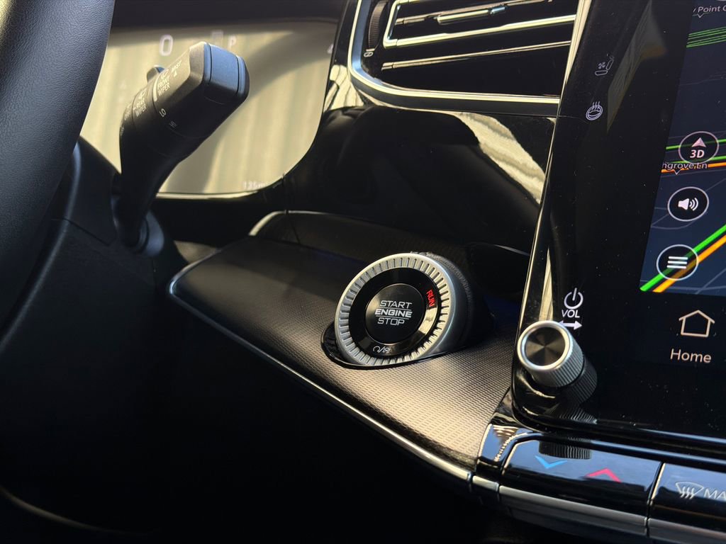 Used 2024 Jeep Grand Wagoneer L Series II w/ Quick Order Packagew 28T image 31